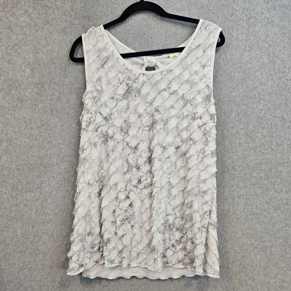 JANERIC | Women XL Floral Tiered Ruffle Keyhole Back Sleeveless Blouse